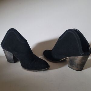 Chinese Laundry Kelso Split Suede Bootie Black, Size 8.5